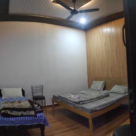 Hotel Trishul Inn Karnaprayag Екстер'єр фото